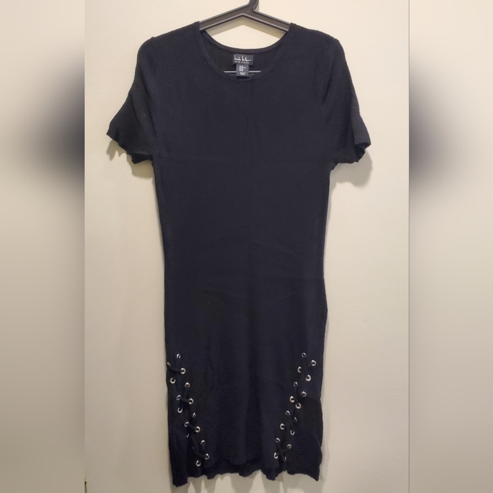 NICOLE MILLER | Black Short Sleeves Bodycon Knitted Dress in Size Medium
